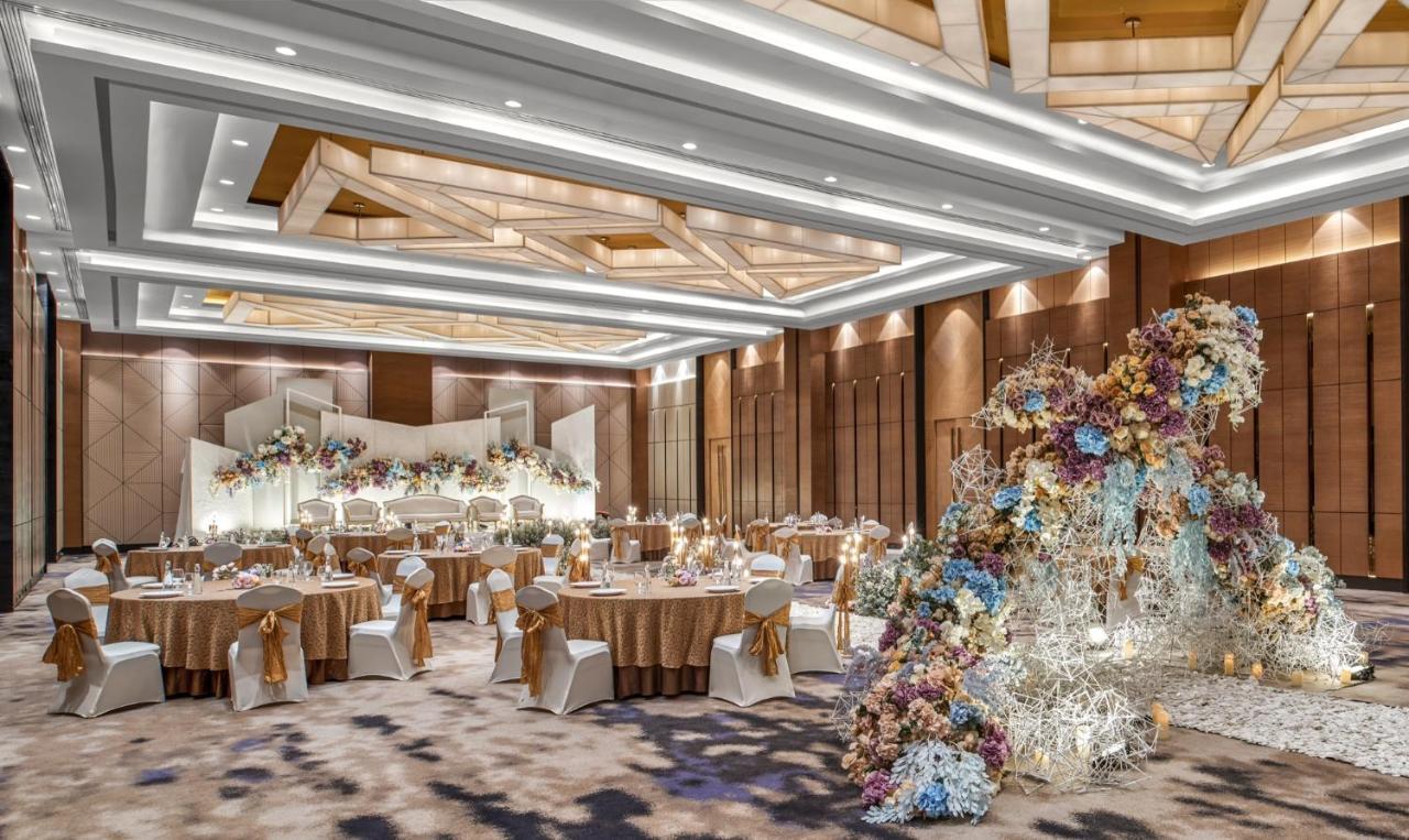 Mangkuluhur Artotel Suites Jakarta Exteriör bild
