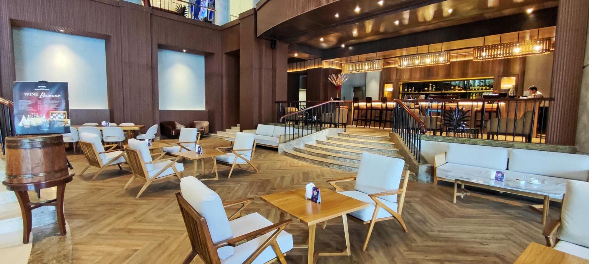 Mangkuluhur Artotel Suites Jakarta Exteriör bild