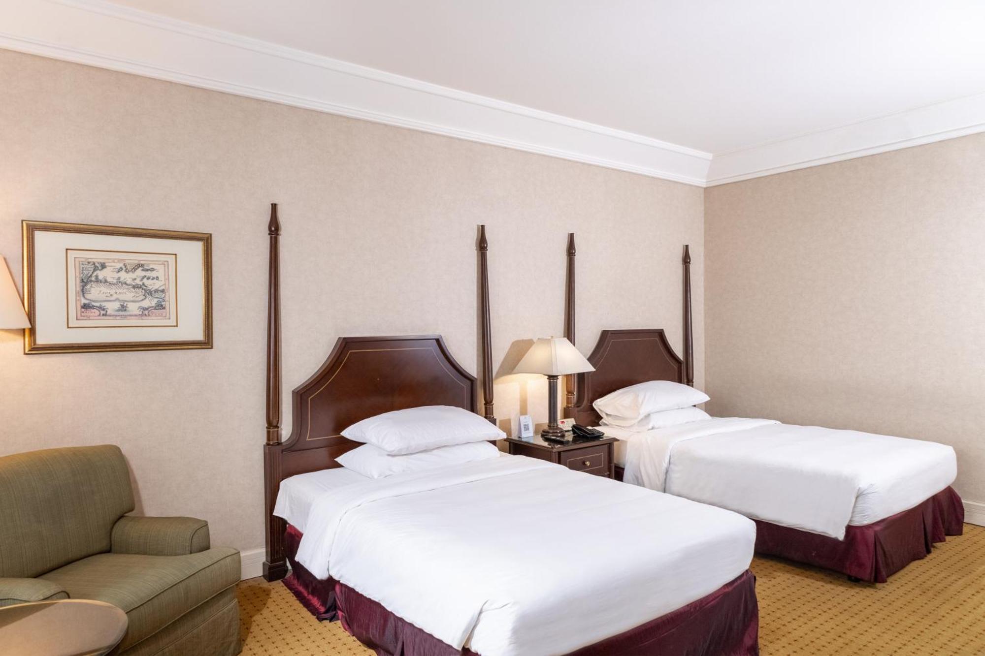 Mangkuluhur Artotel Suites Jakarta Exteriör bild